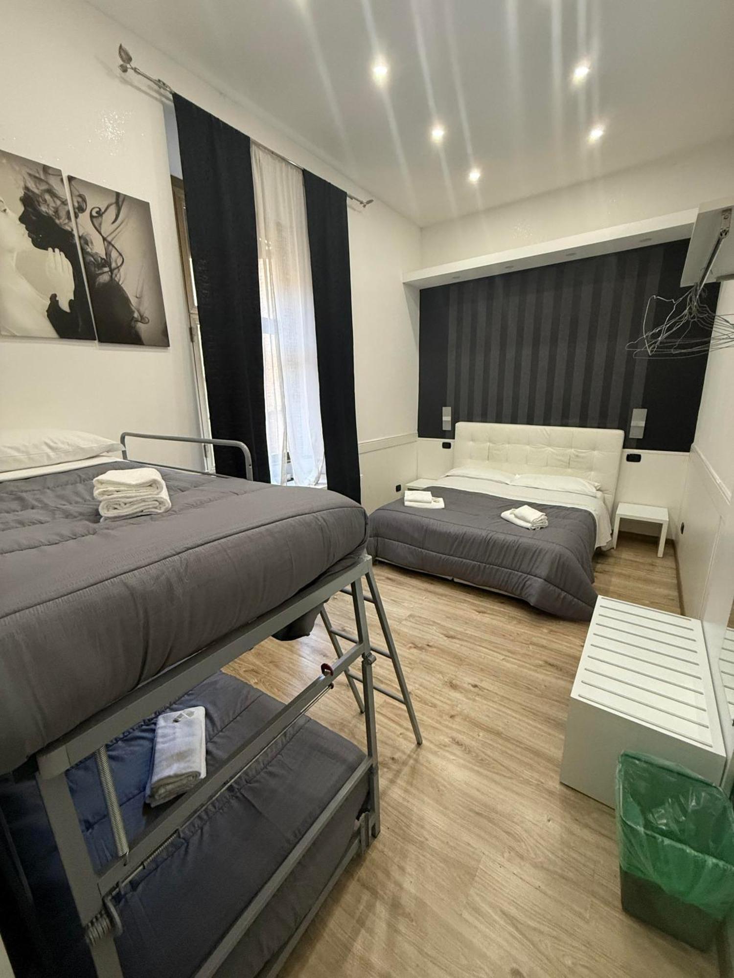Frale Home In Rome — Photos 1